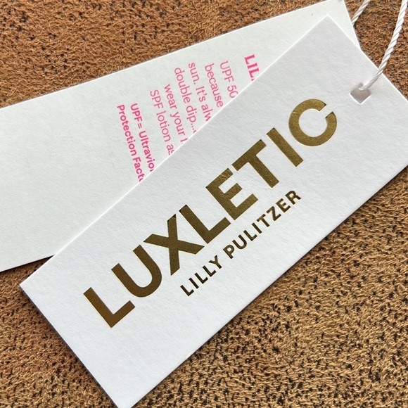 NWT Lilly Pulitzer Green and Pink Back Court UPF50 Athletic Shorts. XL - Picture 6 of 11